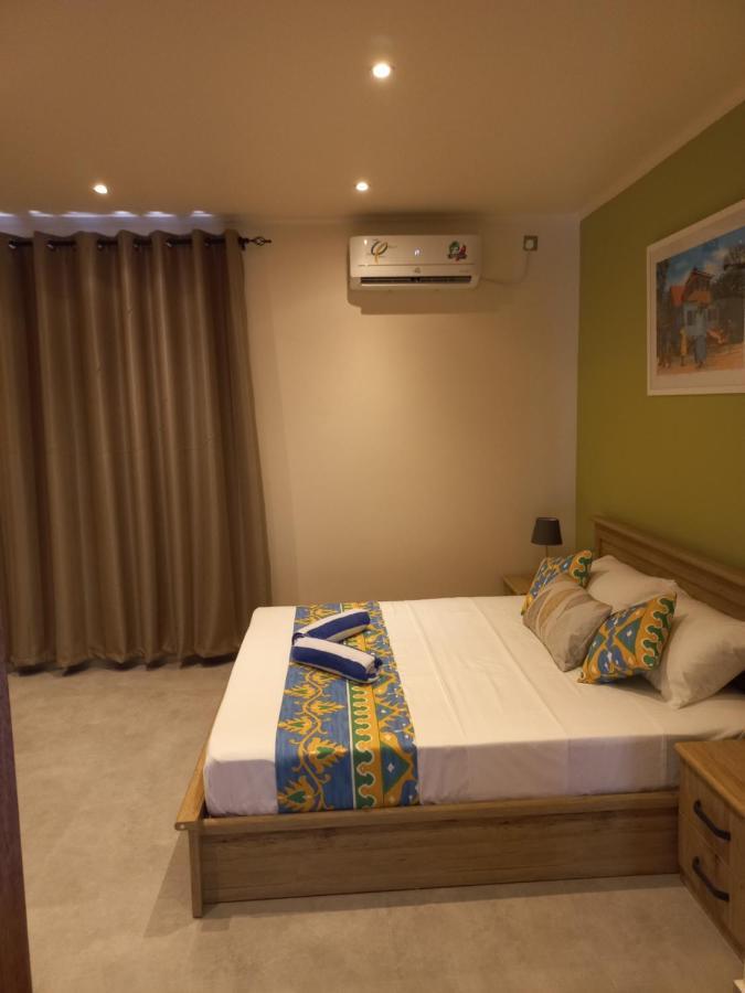 Riverside Retreat อองซ์รอแยล ภายนอก รูปภาพ