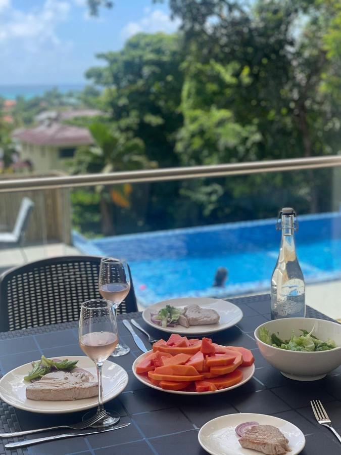 Riverside Retreat อองซ์รอแยล ภายนอก รูปภาพ
