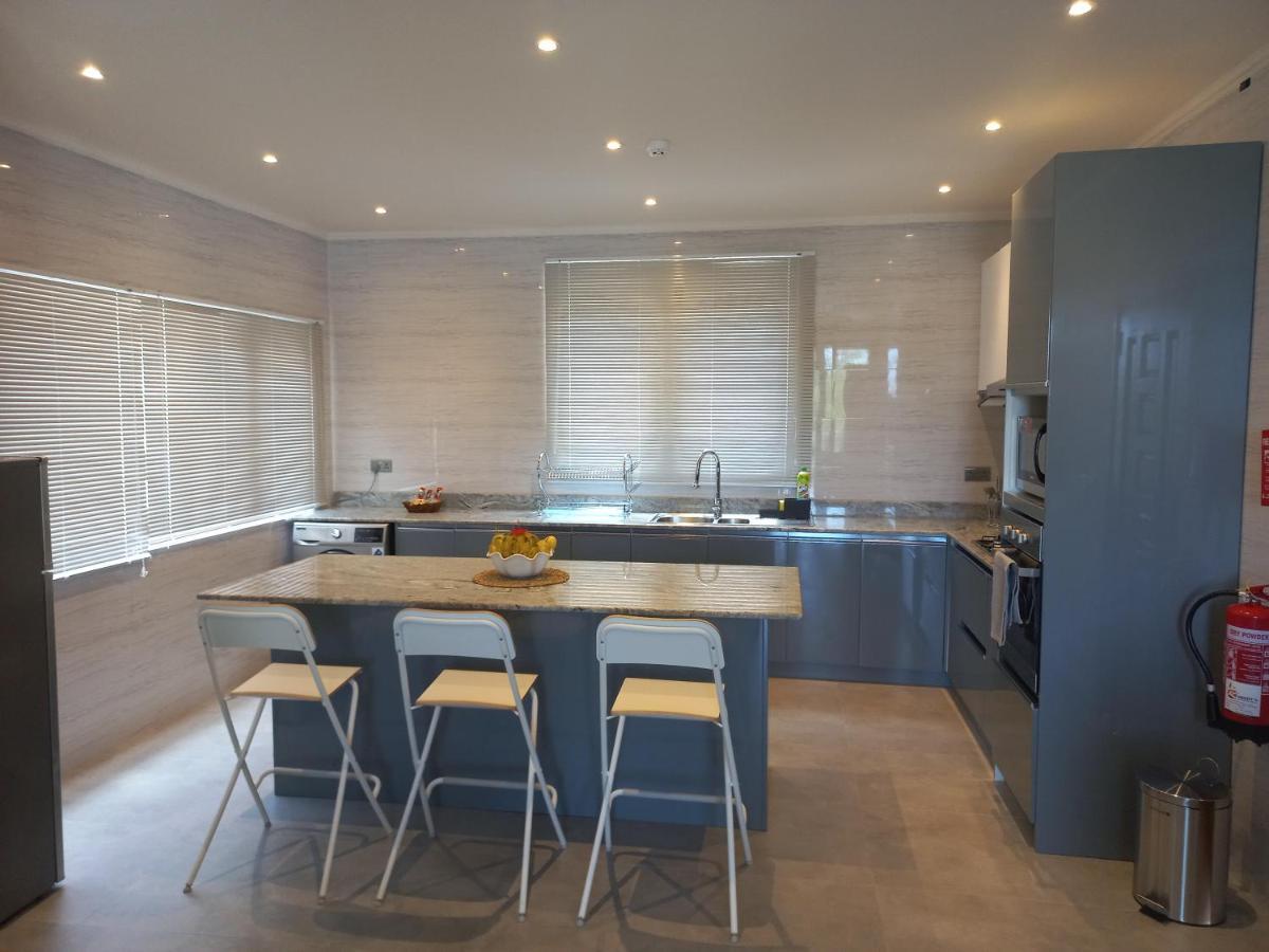 Riverside Retreat อองซ์รอแยล ภายนอก รูปภาพ