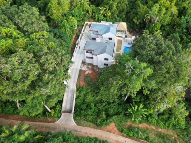 Riverside Retreat อองซ์รอแยล ภายนอก รูปภาพ