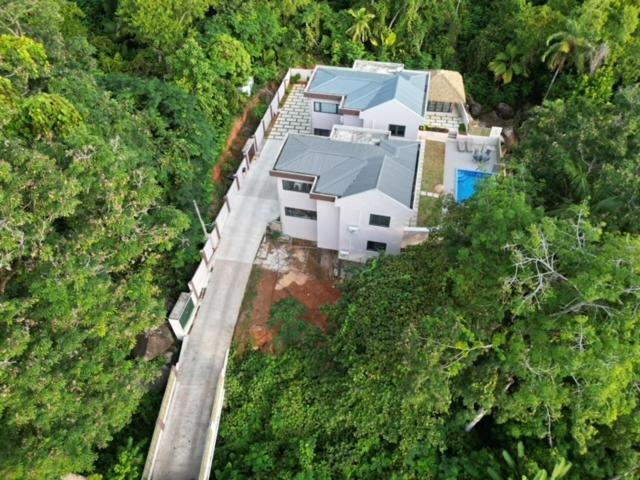 Riverside Retreat อองซ์รอแยล ภายนอก รูปภาพ